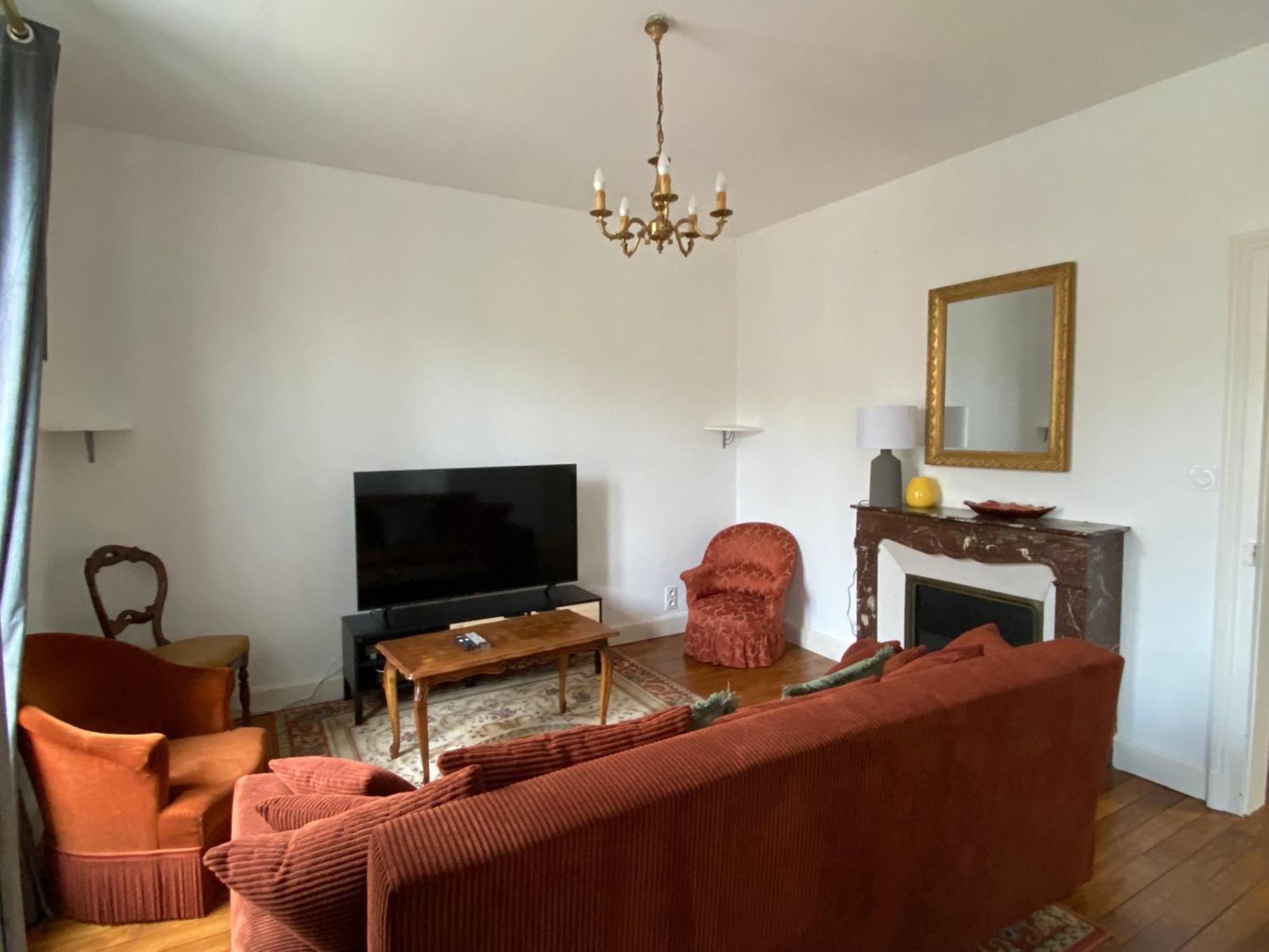 Ferienwohnung Le Germain Auxerre Exterior foto