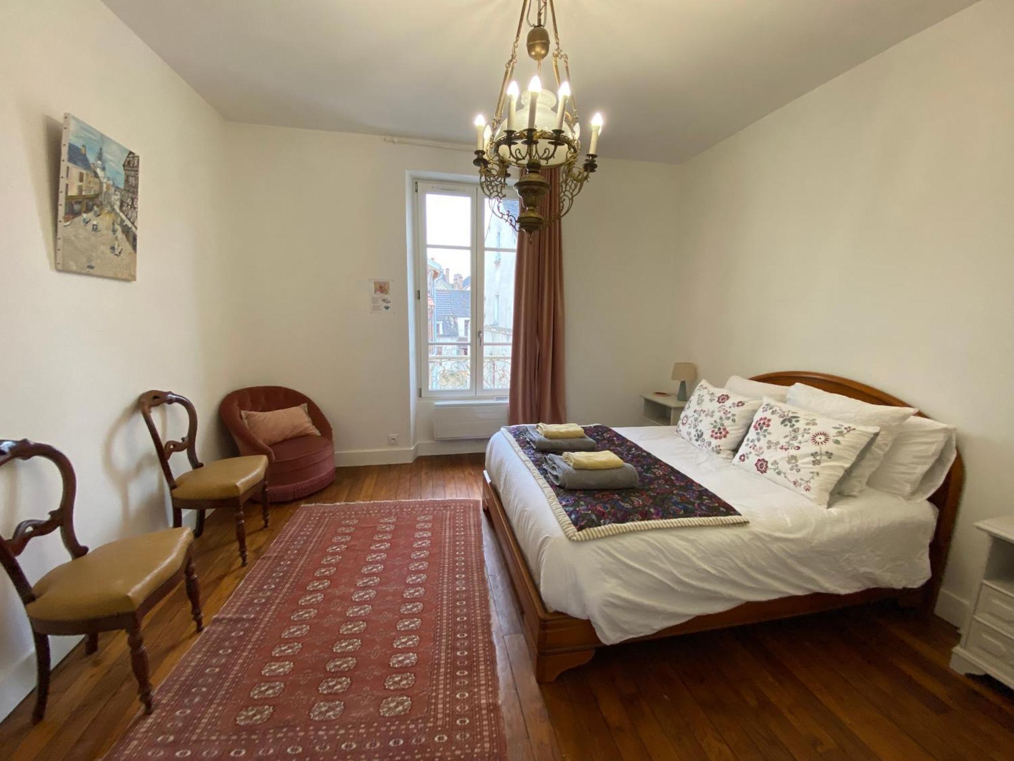 Ferienwohnung Le Germain Auxerre Exterior foto