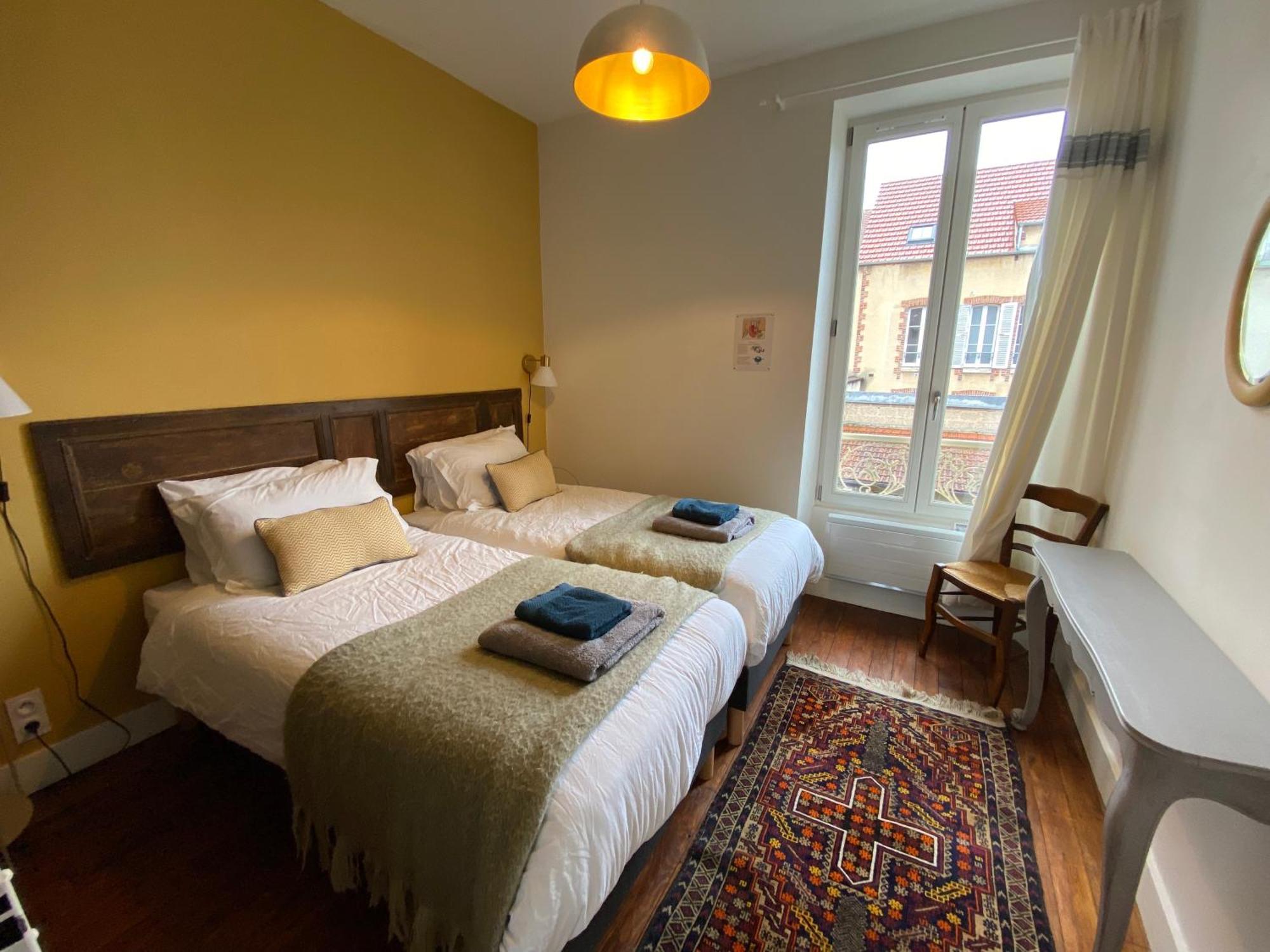 Ferienwohnung Le Germain Auxerre Exterior foto