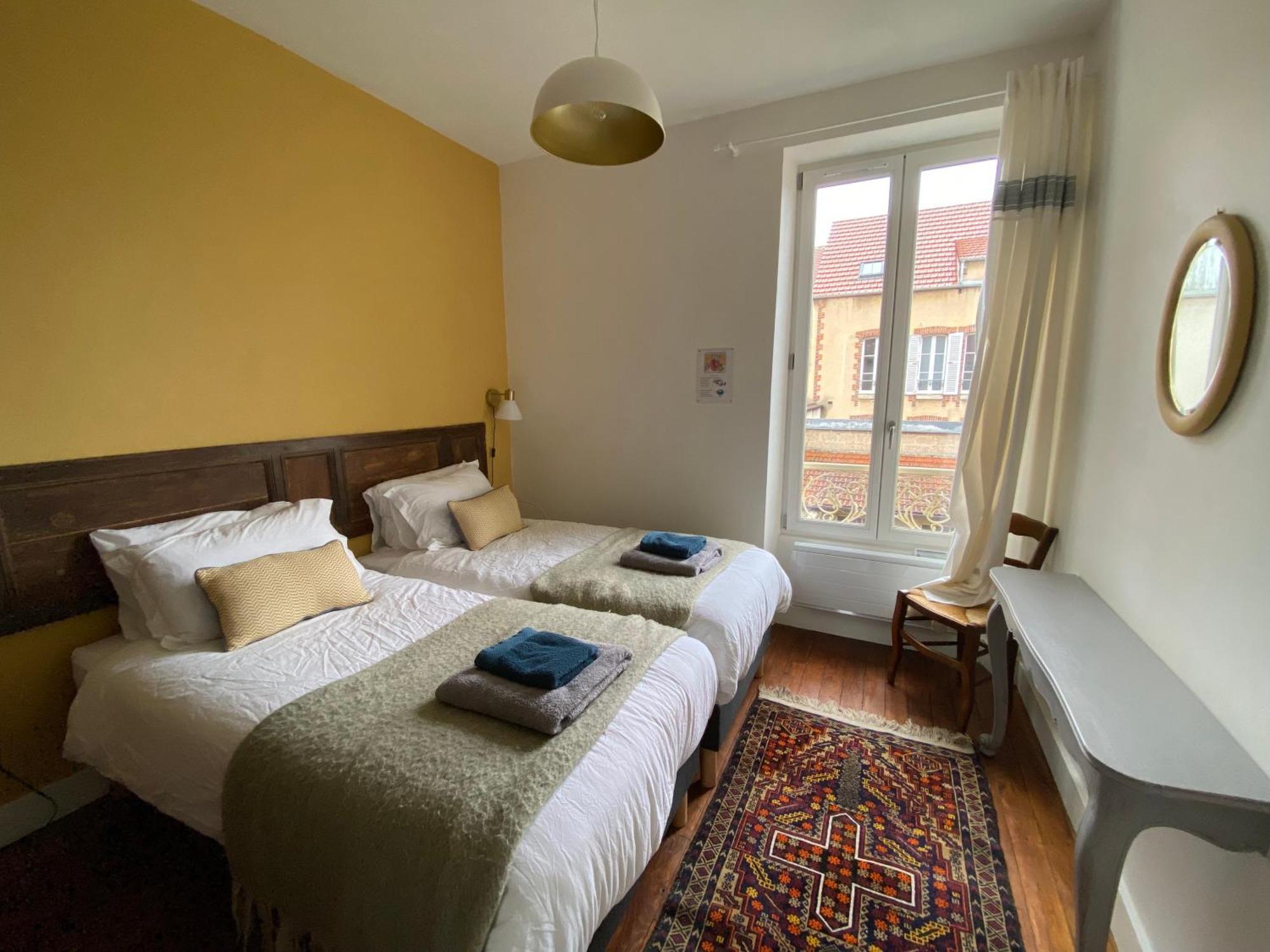 Ferienwohnung Le Germain Auxerre Exterior foto
